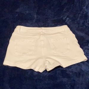 Papaya Medium Stretch White Shorts